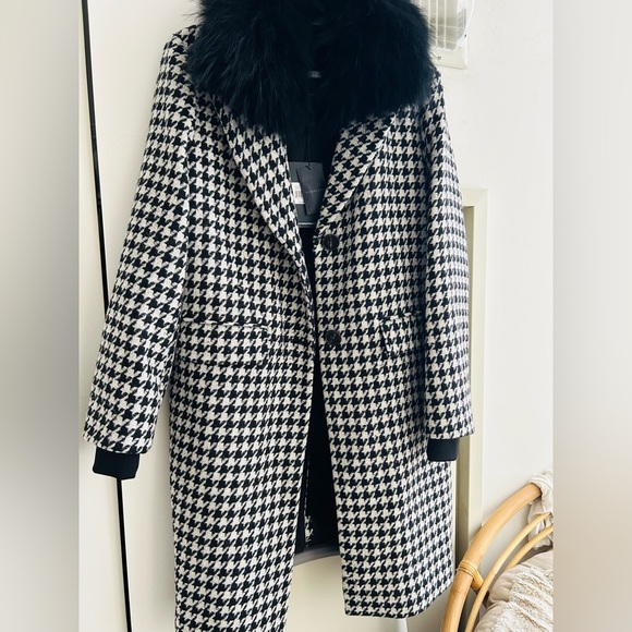 NWT Dawn levy fur collar coat